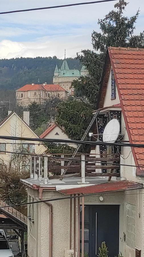 Apartman S Vyhladom Na Bojnicky Zamok Bojnice Exterior foto