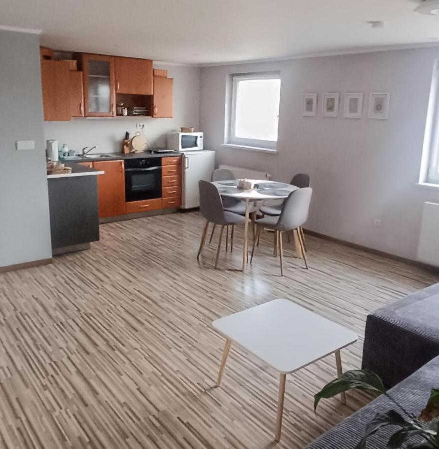 Apartman S Vyhladom Na Bojnicky Zamok Bojnice Exterior foto